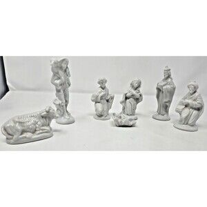 Vintage 7 Pc White Porcelain Nativity Set Miniature Christmas Holy Family Kings